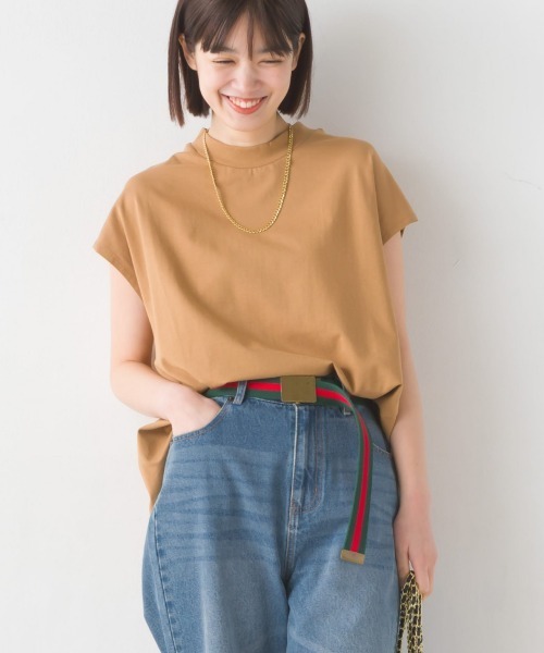 OMNES（オムネス）の「コットンベア天竺ボトルネックAラインプルオーバー（Tシャツ/カットソー・レディース・ブラック/ホワイト/ライトグレー/グリーン/キャメル/桜・MEDIUM/LARGE）」の5枚目の写真