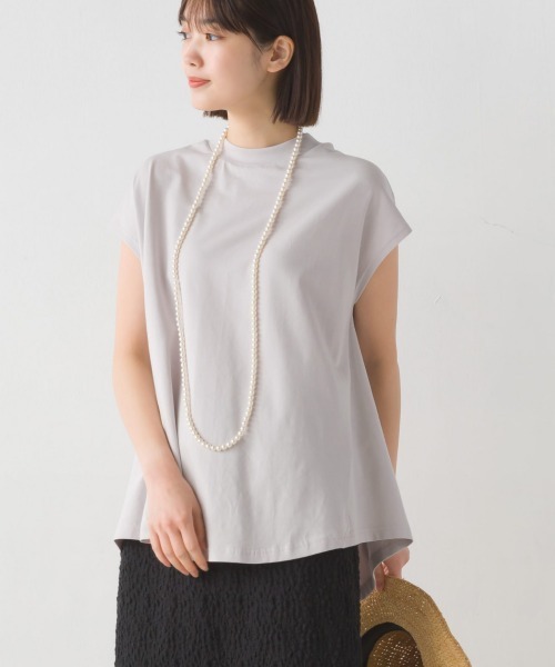 OMNES（オムネス）の「コットンベア天竺ボトルネックAラインプルオーバー（Tシャツ/カットソー・レディース・ブラック/ホワイト/ライトグレー/グリーン/キャメル/桜・MEDIUM/LARGE）」の4枚目の写真