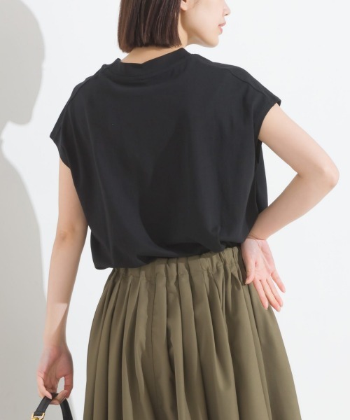 OMNES（オムネス）の「コットンベア天竺ボトルネックAラインプルオーバー（Tシャツ/カットソー・レディース・ブラック/ホワイト/ライトグレー/グリーン/キャメル/桜・MEDIUM/LARGE）」の14枚目の写真