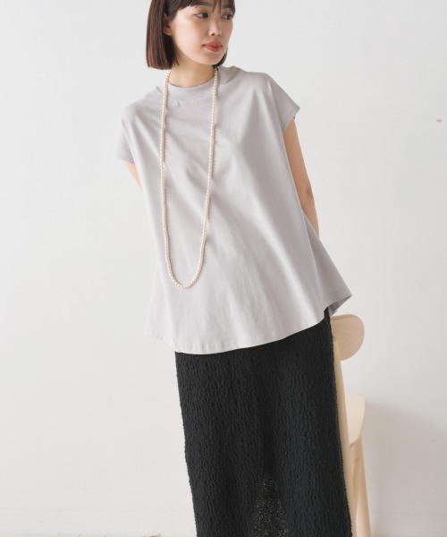 OMNES（オムネス）の「コットンベア天竺ボトルネックAラインプルオーバー（Tシャツ/カットソー・レディース・ブラック/ホワイト/ライトグレー/グリーン/キャメル/桜・MEDIUM/LARGE）」の21枚目の写真