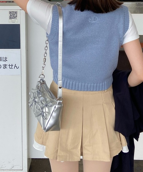 RiLi(リリ)の「リボンミニバッグ【RL】(ショルダーバッグ・レディース・シルバー・FREE)」の2枚目の写真