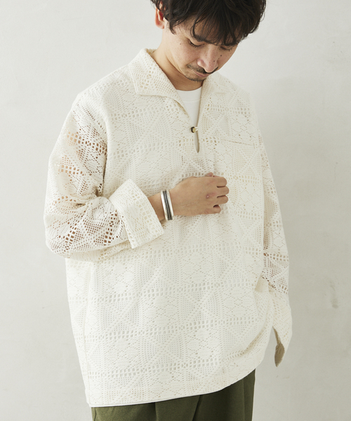 JOURNAL STANDARD relume（ジャーナルスタンダード　レリューム）の「スキッパーレース ループシャツ（シャツ/ブラウス・メンズ・ブラック/ホワイト・MEDIUM/LARGE）」の21枚目の写真