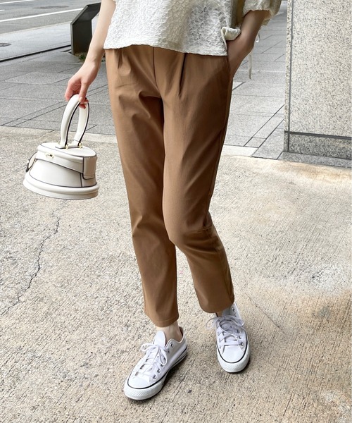 Meli rich（メリーリッチ）の「ストレッチらくちんテーパードパンツ（その他パンツ・レディース・キャメル/ブラック/オフホワイト/ブルー・FREE）」の4枚目の写真
