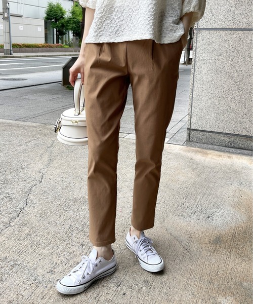 Meli rich（メリーリッチ）の「ストレッチらくちんテーパードパンツ（その他パンツ・レディース・キャメル/ブラック/オフホワイト/ブルー・FREE）」の11枚目の写真