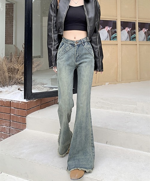 SpRay(スプレイ)の「裾フリンジストレッチデニムフレアパンツ(デニムパンツ・レディース・ブルー・SMALL/MEDIUM/LARGE)」の8枚目の写真