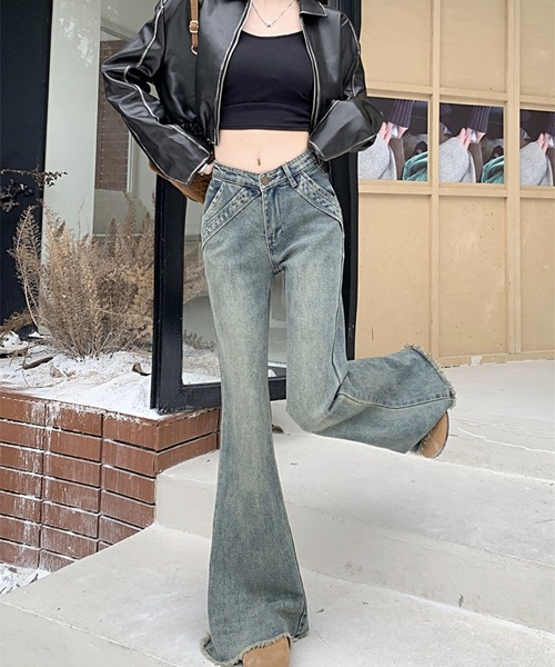 SpRay(スプレイ)の「裾フリンジストレッチデニムフレアパンツ(デニムパンツ・レディース・ブルー・SMALL/MEDIUM/LARGE)」の7枚目の写真