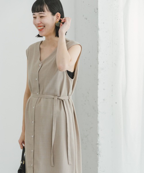 ITEMS URBANRESEARCH（アイテムズ アーバンリサーチ）の「『セットアップ対応』リネンライクウエストマークワンピース（ワンピース・レディース・ブラック/ベージュ/グリーン系その他・FREE）」の11枚目の写真