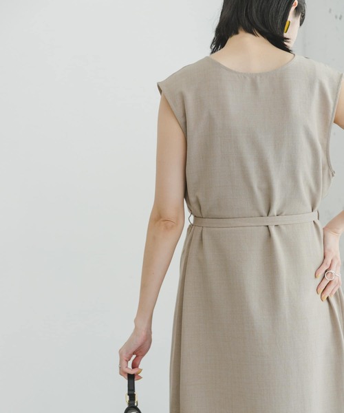 ITEMS URBANRESEARCH（アイテムズ アーバンリサーチ）の「『セットアップ対応』リネンライクウエストマークワンピース（ワンピース・レディース・ブラック/ベージュ/グリーン系その他・FREE）」の12枚目の写真