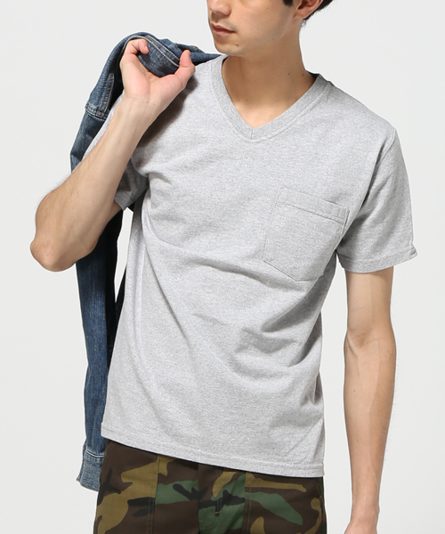 Goodwear(Since1983)(グッドウェア)の「GOODWEAR / グッドウエア: V-Neck Pocket Tee Slim OX Tシャツ #(Tシャツ/カットソー・メンズ・ライトブルー/ブルー系その他/ボルドー/シルバー/チャコールグレー/グリーン・SMALL/LARGE/X-LARGE/MEDIUM)」の2枚目の写真
