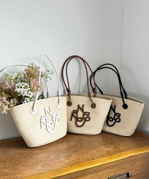 one after another NICE CLAUP（ワンアフターアナザーナイスクラップ）の「エンブレム付き雑材バッグ（トートバッグ・レディース・アイボリー/ライトブラウン/ブラック・FREE）」の4枚目の写真