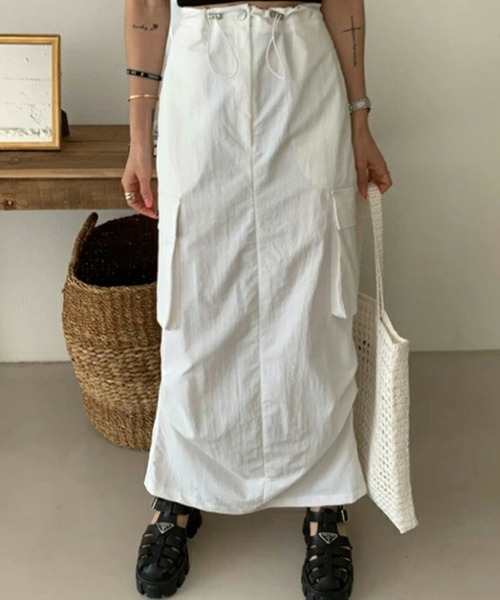 AMELY(エミリー)の「ドロストカーゴロング丈スカート(スカート・レディース・グレー系その他/ブラック/ホワイト・フリー/M/L)」の10枚目の写真