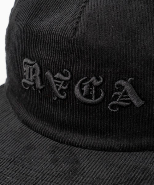RVCA（ルーカ）の「RVCA メンズ 【BENJAMIN JEANJEAN】 BENJI OLD E CLASPBACK キャップ 【2024年夏モデル】/ルーカコーデュロイロゴ帽子（キャップ・メンズ・ブラック・FREE）」の6枚目の写真