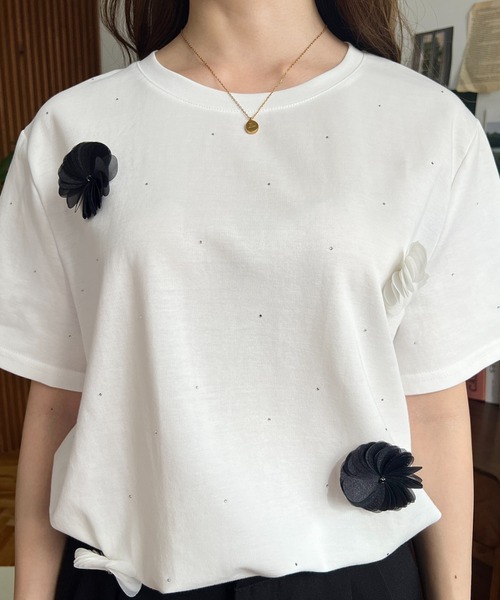 LOULOU select(ルルセレクト)の「フラワーモチーフラインストーンTシャツ(Tシャツ/カットソー・レディース・オフホワイト/ブラック・M)」の9枚目の写真