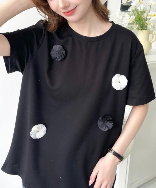 LOULOU select(ルルセレクト)の「フラワーモチーフラインストーンTシャツ(Tシャツ/カットソー・レディース・オフホワイト/ブラック・M)」の22枚目の写真