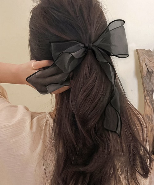 DiamondHearts(ダイヤモンドハーツ)の「ボリュームシフォンリボンヘアゴム(ヘアゴム・レディース・グレー/ブラック/グリーン/ベージュ・FREE)」の1枚目の写真