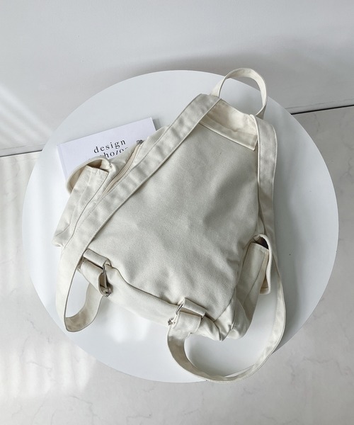 AS KNOW AS plus(アズノゥアズプラス)の「帆布 キャンバス ダブルベルト ビッグポケットリュック(バックパック/リュック・レディース・ブラック/ベージュ/アイボリー/グレー・FREE)」の6枚目の写真