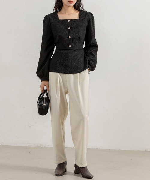 DAY CLOSET(デイ クローゼット)の「レディース 長袖ふくれジャガードウエスト切替ペプラムブラウス(シャツ/ブラウス・レディース・ブラック/ホワイト/ベージュ・S/M/L)」の17枚目の写真