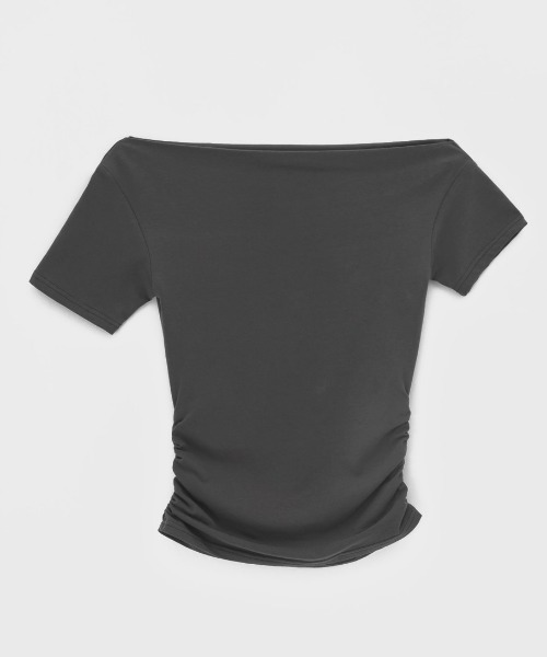 BLACKUP（ブラックアップ）の「[MADE] ジゼロアンバランスシャーリング半袖Tシャツ（Tシャツ/カットソー・レディース・チャコール/アイボリー/ブラック・FREE）」の16枚目の写真