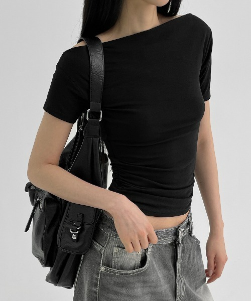 BLACKUP（ブラックアップ）の「[MADE] ジゼロアンバランスシャーリング半袖Tシャツ（Tシャツ/カットソー・レディース・チャコール/アイボリー/ブラック・FREE）」の9枚目の写真