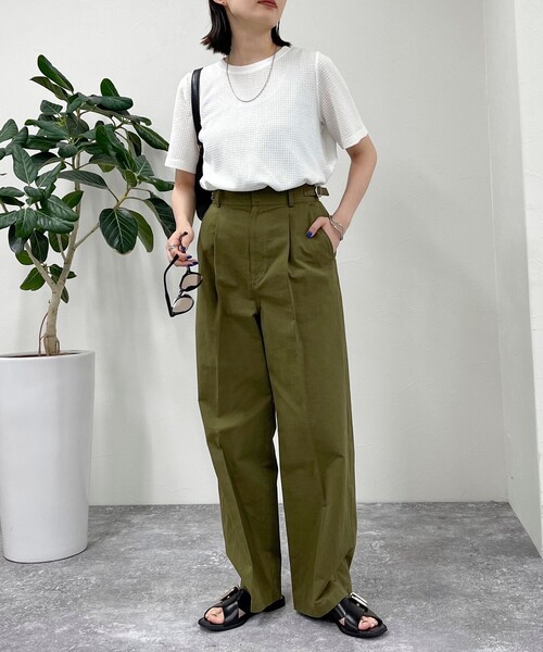 fredy emue（フレディエミュ）の「素材感ブラウスカットソー（Tシャツ/カットソー・レディース・サックスブルー/ブラック/オフホワイト/ライトグリーン・38）」の22枚目の写真