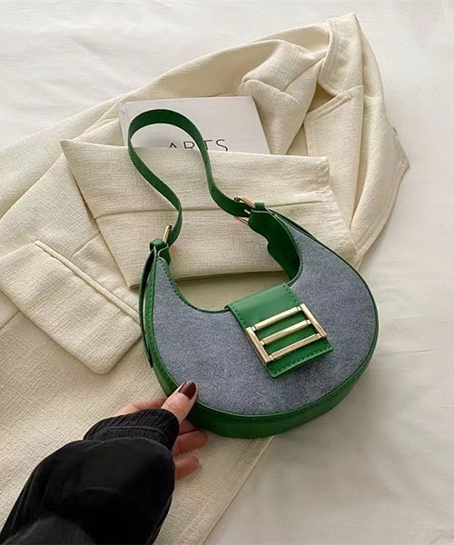 gossip！ロサンゼルス（ゴシップロサンゼルス）の「ハーフムーンショルダーバッグ ハンドバック  ベルトショルダーバッグ  ミニバッグ（ハンドバッグ・レディース・グリーン/ブラック/ホワイト/ネイビー/ベージュ/レッド・FREE）」の5枚目の写真