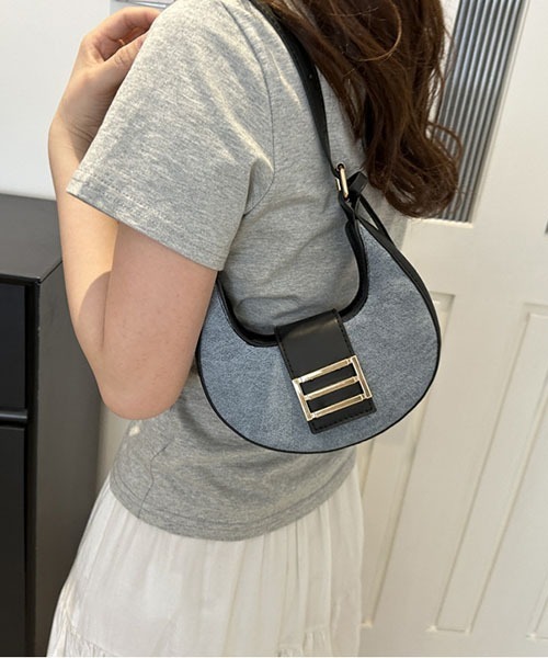 gossip！ロサンゼルス（ゴシップロサンゼルス）の「ハーフムーンショルダーバッグ ハンドバック  ベルトショルダーバッグ  ミニバッグ（ハンドバッグ・レディース・グリーン/ブラック/ホワイト/ネイビー/ベージュ/レッド・FREE）」の18枚目の写真