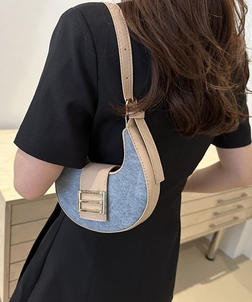 gossip！ロサンゼルス（ゴシップロサンゼルス）の「ハーフムーンショルダーバッグ ハンドバック  ベルトショルダーバッグ  ミニバッグ（ハンドバッグ・レディース・グリーン/ブラック/ホワイト/ネイビー/ベージュ/レッド・FREE）」の14枚目の写真