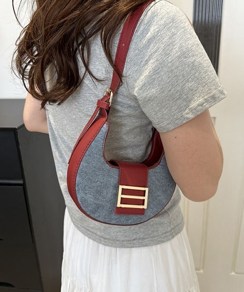 gossip！ロサンゼルス（ゴシップロサンゼルス）の「ハーフムーンショルダーバッグ ハンドバック  ベルトショルダーバッグ  ミニバッグ（ハンドバッグ・レディース・グリーン/ブラック/ホワイト/ネイビー/ベージュ/レッド・FREE）」の15枚目の写真