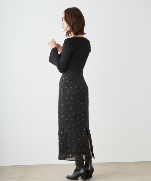 SNIDEL（スナイデル）の「クロップドフレアスリーブカーディガン（ニット/セーター・レディース・アイボリー/ブラック/ラベンダー/ブラウン・FREE）」の11枚目の写真