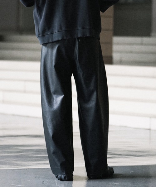 WYM LIDNM（ウィム バイ リドム）の「ARTIFICIAL GRAIN COMFORT PANTS（その他パンツ・メンズ・ブラック/アッシュブラウン/チャコール・S/M/L）」の10枚目の写真