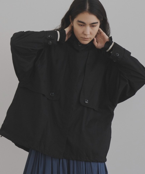 Libra Cue（リブラ キュー）の「フライヨークライトブルゾン（ブルゾン・レディース・ブラック/ベージュ・FREE）」の6枚目の写真