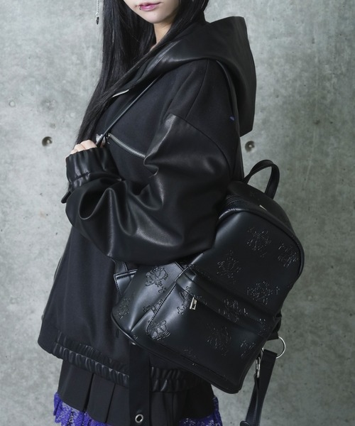 くぎベア型押し総柄リュック（バックパック/リュック）｜Amilige