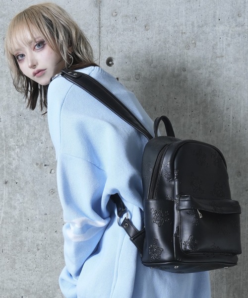 くぎベア型押し総柄リュック（バックパック/リュック）｜Amilige