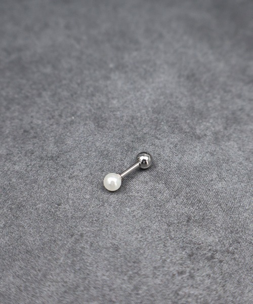 4INT.(フォイント)の「パール ストレートバーベル ボディピアス 16G(片耳用) / サージカルステンレス316L (金属アレルギー対応)(ピアス(片耳用)・メンズ・ホワイト・6/5/4)」の4枚目の写真