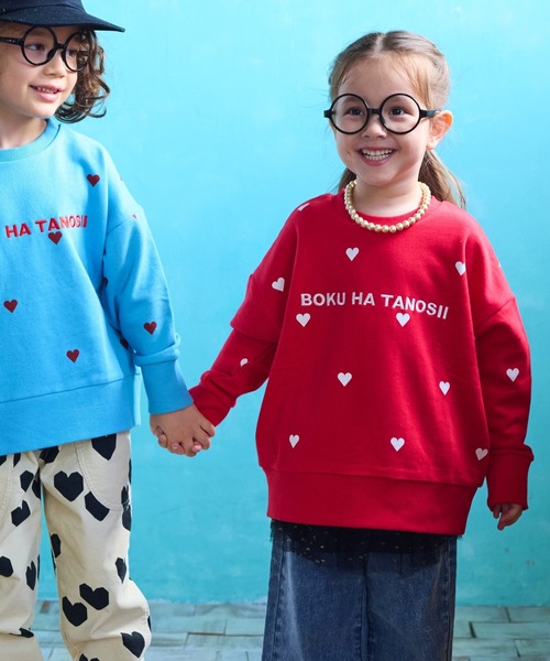 BOKU HA TANOSII（ボク　ハ　タノシイ）の「【BOKU HA TANOSII】別注 HEART SWEAT（スウェット・キッズ・レッド/オフホワイト/ブルー・90/100/110/120/130/140/150）」の3枚目の写真