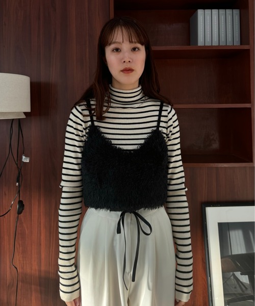 Amiur（エミレ）の「fur knit bustier / ファーニットビスチェ（Tシャツ/カットソー・レディース・グレー/ブラック/アイボリー・FREE）」の6枚目の写真