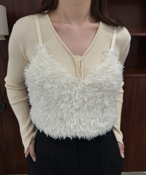 Amiur（エミレ）の「fur knit bustier / ファーニットビスチェ（Tシャツ/カットソー・レディース・グレー/ブラック/アイボリー・FREE）」の10枚目の写真