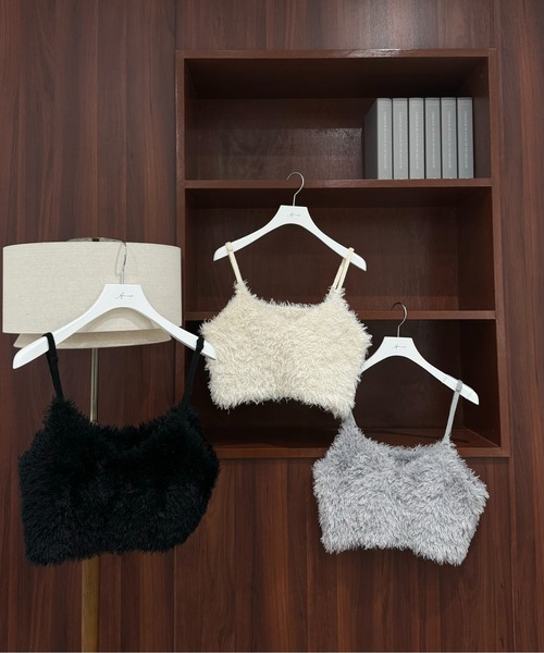 Amiur（エミレ）の「fur knit bustier / ファーニットビスチェ（Tシャツ/カットソー・レディース・グレー/ブラック/アイボリー・FREE）」の11枚目の写真