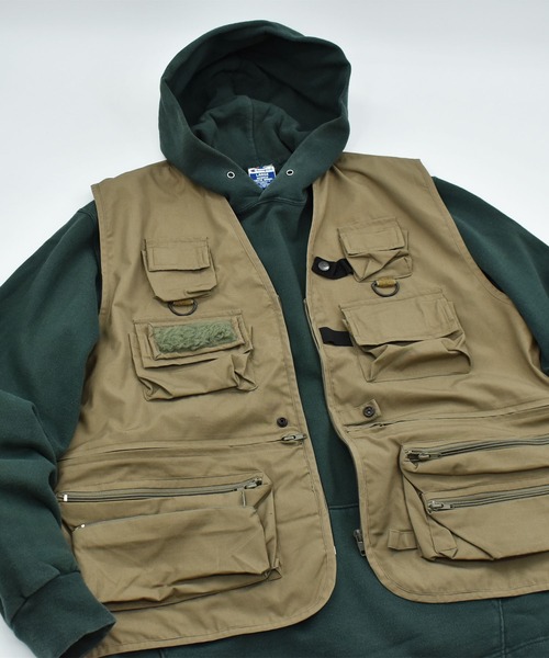 VINTAGE(ヴィンテージ)の「【ヴィンテージ古着】80’s~ ハンティングベスト(ベスト・メンズ・ベージュ・X-LARGE)」の2枚目の写真