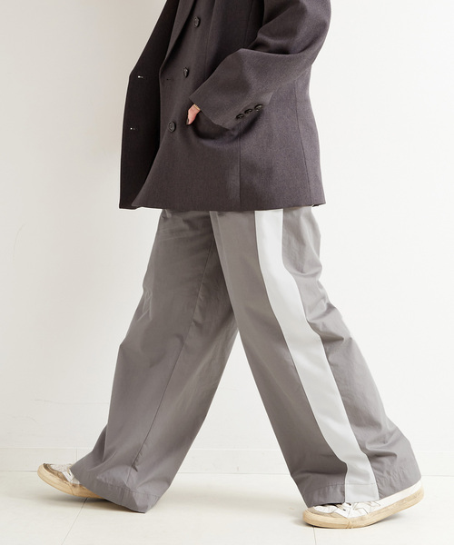 B.C STOCK(ベーセーストック)の「《追加》コットンナイロントラックパンツ(その他パンツ・レディース・ブラック/チャコールグレー/ベージュ・MEDIUM/LARGE)」の2枚目の写真