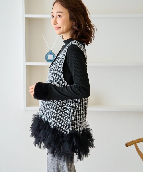 M y u（ミュー）の「裾チュールフリル　ジャンパースカート（ワンピース・レディース・ホワイト/ブラック・ML/SM）」の11枚目の写真