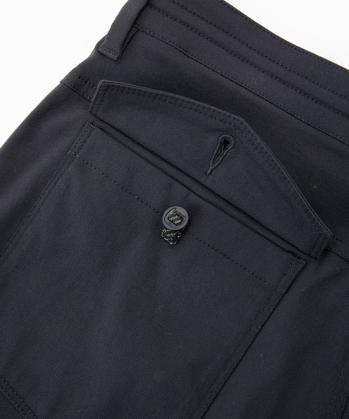 BILLABONG(ビラボン)の「BILLABONG メンズ SURFTREK PLUS PANT ロングパンツ/ビラボンストレッチテーパードナイロンボトムス(その他パンツ・メンズ・ブラック/キャメル・MEDIUM/LARGE/X-LARGE)」の21枚目の写真