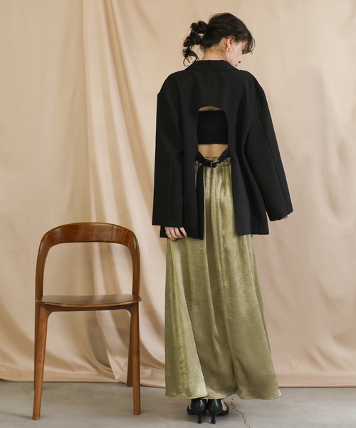 select MOCA（セレクトモカ）の「クラッシュサテンロングスカート（スカート・レディース・カーキ/ブラック/グレー・MEDIUM/LARGE）」の12枚目の写真