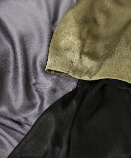 select MOCA（セレクトモカ）の「クラッシュサテンロングスカート（スカート・レディース・カーキ/ブラック/グレー・MEDIUM/LARGE）」の15枚目の写真