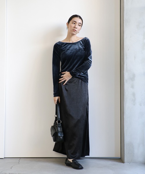 select MOCA（セレクトモカ）の「クラッシュサテンロングスカート（スカート・レディース・カーキ/ブラック/グレー・MEDIUM/LARGE）」の5枚目の写真