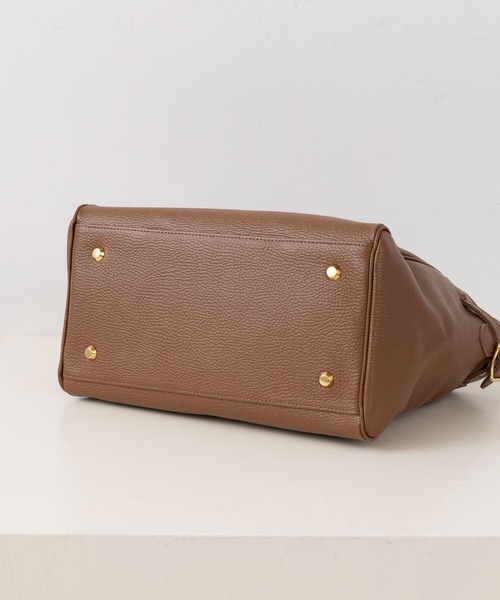 YOUNG&OLSEN The DRYGOODS STORE(ヤングアンドオルセン)の「【YOUNG&OLSEN】EMBOSSED LEATHER BELTED TOTE S(トートバッグ・レディース・ベージュ/グレー/グリーン/ブラック/ブラウン/ライトグレー/ピンク/グレー系その他2・FREE)」の11枚目の写真