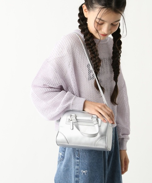 GLOBAL WORK（グローバルワーク）の「2wayボストンZIPBAG/290844（ショルダーバッグ・キッズ・シルバー/ブラック・ONE SIZE）」の4枚目の写真