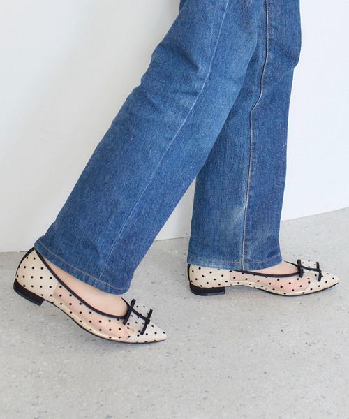 carino(カリーノ)の「ドットチュールパンプス(パンプス・レディース・ベージュ/ブラック・22.5cm/24.5cm/24cm/23.5cm/23cm)」の11枚目の写真