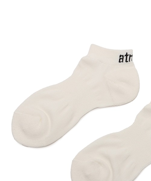 atmos(アトモス)の「atmos Paper Yarn Ankle Socks / アトモス ペーパー ヤーン アンクル ソックス(ソックス/靴下・メンズ・グレー/ブラック/カーキ/ホワイト・25-27)」の1枚目の写真