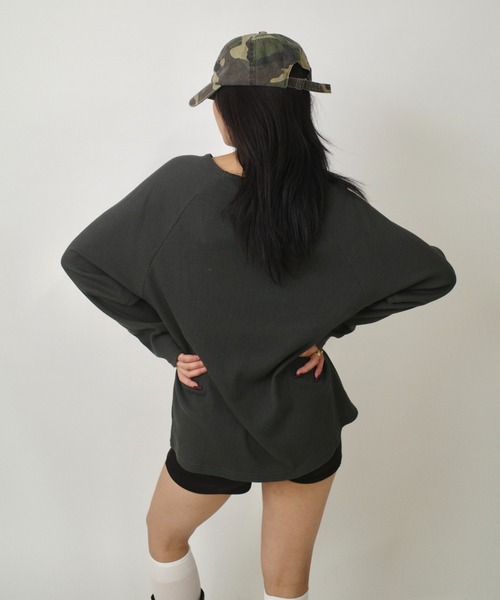 WHO'S WHO gallery（フーズフーギャラリー）の「【WEB限定】【SLOPPY/スロッピー】ワッフルトップス（Tシャツ/カットソー・レディース・ライトグレー/サックスブルー/チャコールグレー/グレー/オフホワイト・FREE）」の6枚目の写真